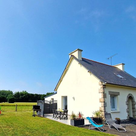Cottage, Plevenon Luaran gambar