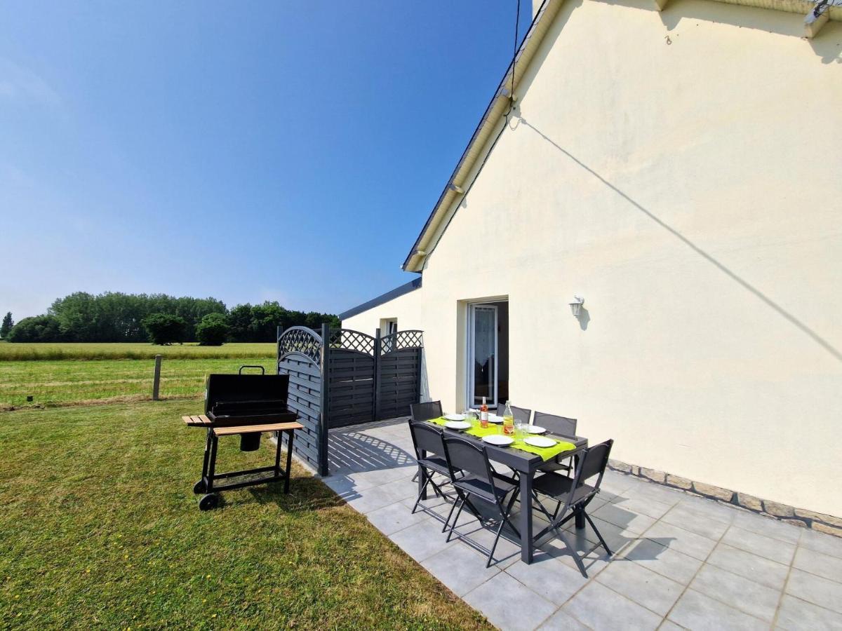 Cottage, Plevenon Luaran gambar