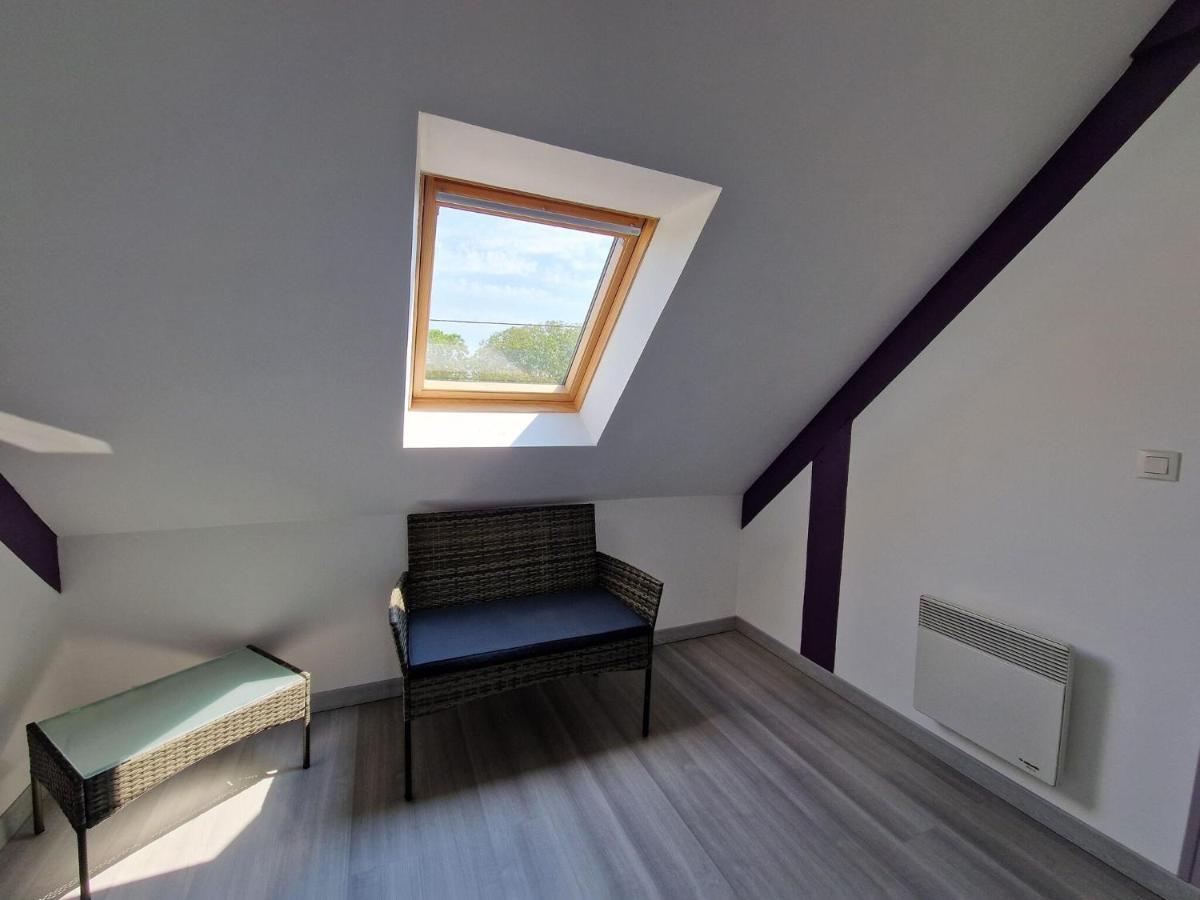 Cottage, Plevenon Luaran gambar